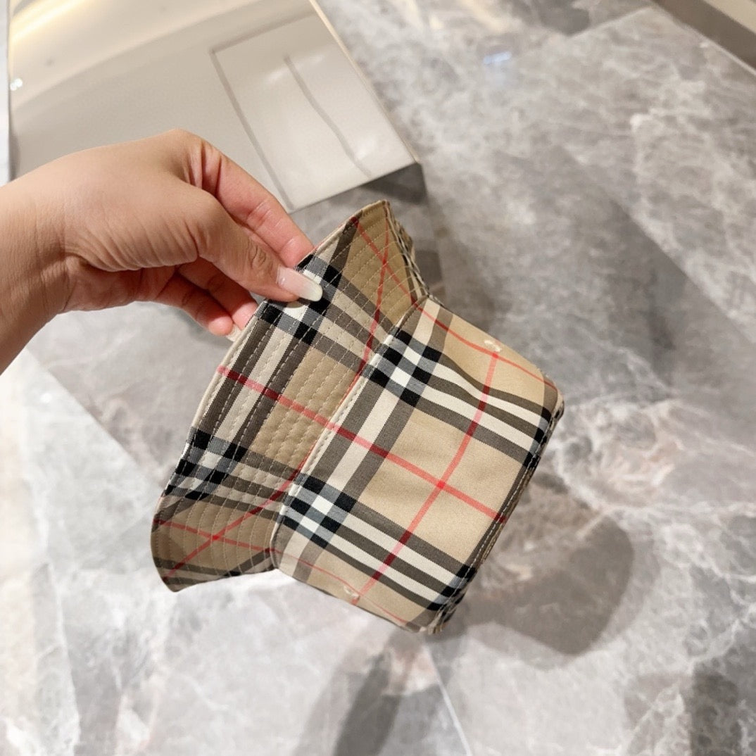 버버리 버킷햇