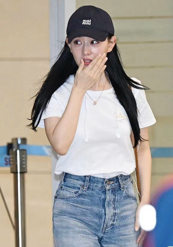 미우미우 볼캡