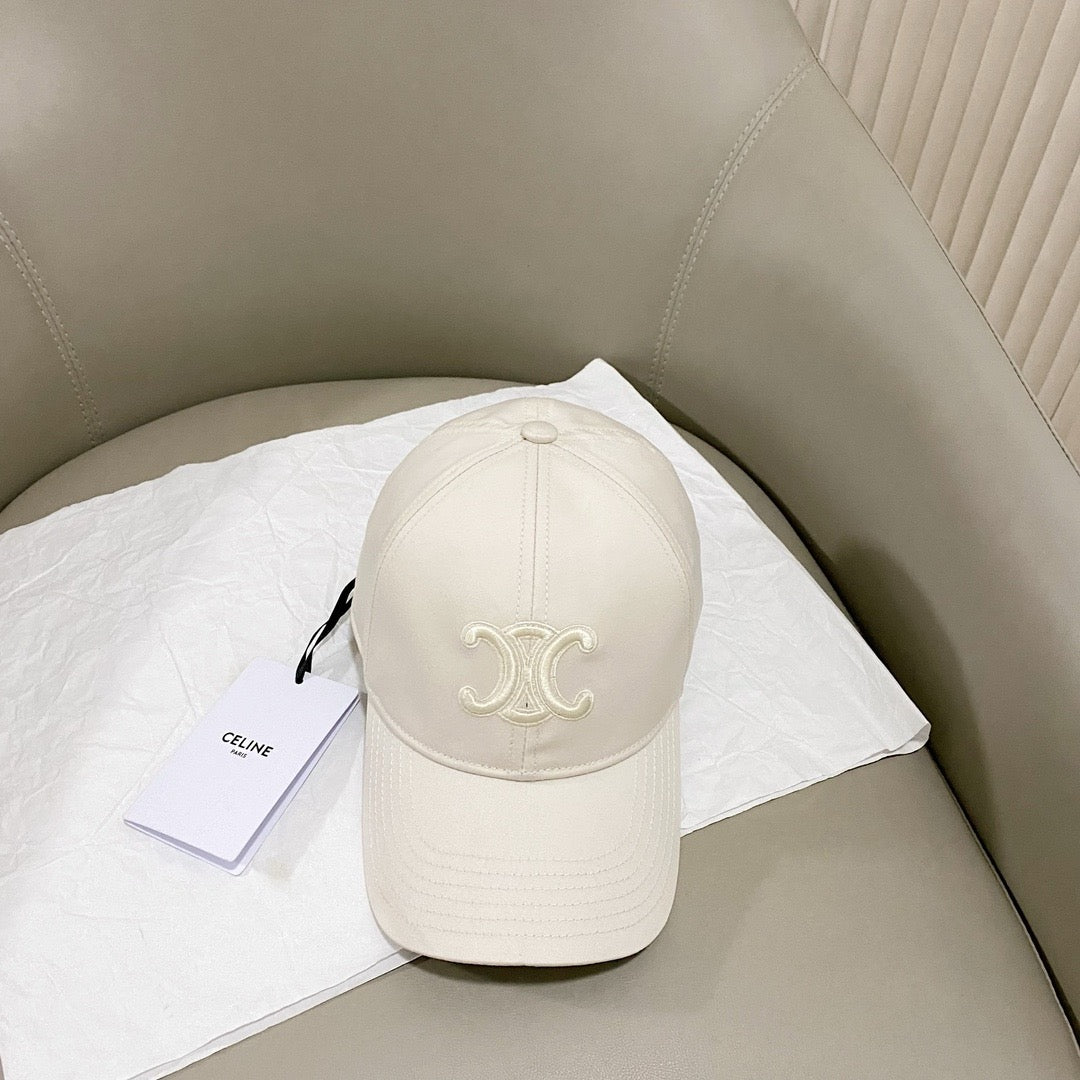 셀린느 볼캡