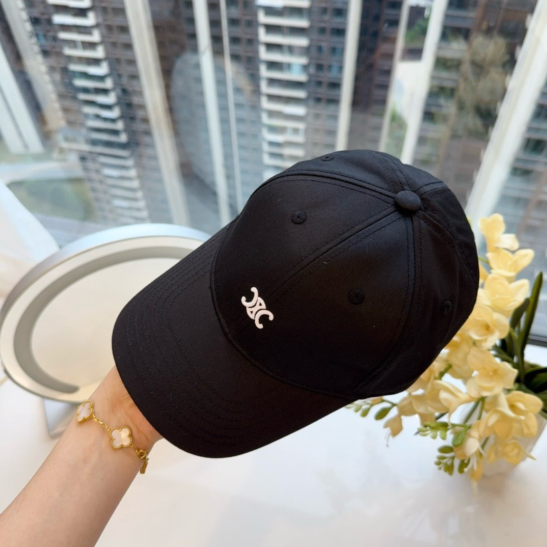 셀린느 볼캡