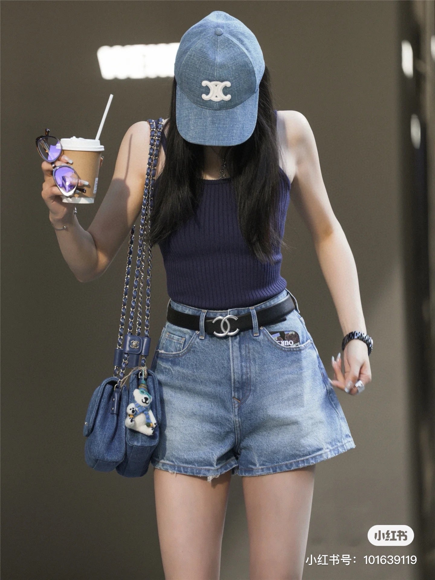 셀린느 볼캡