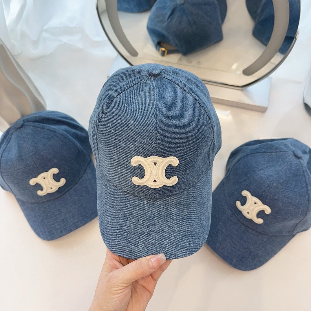 셀린느 볼캡