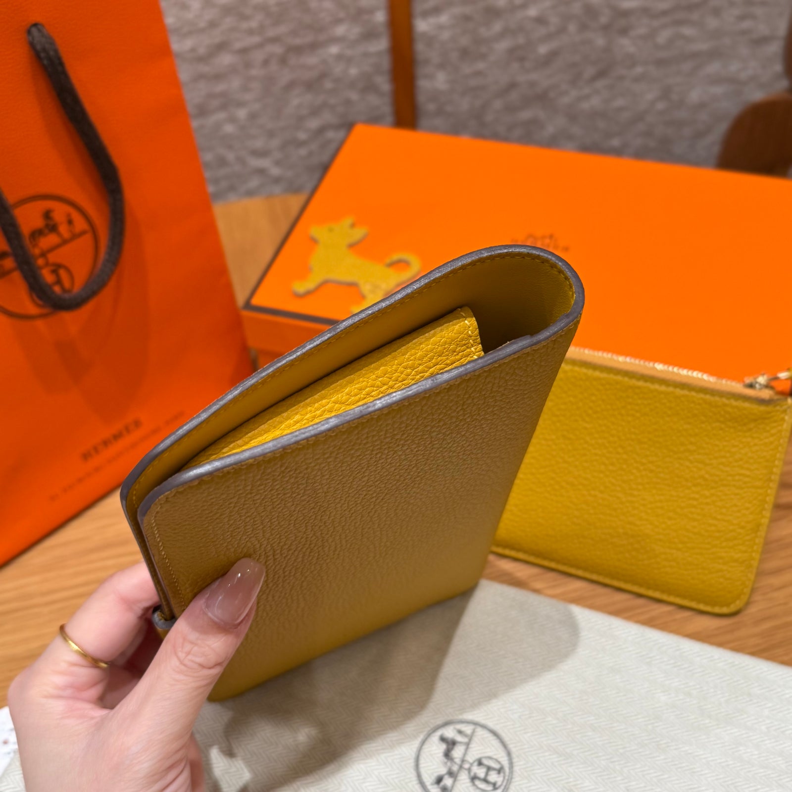 에르메스 도곤 장지갑 토고