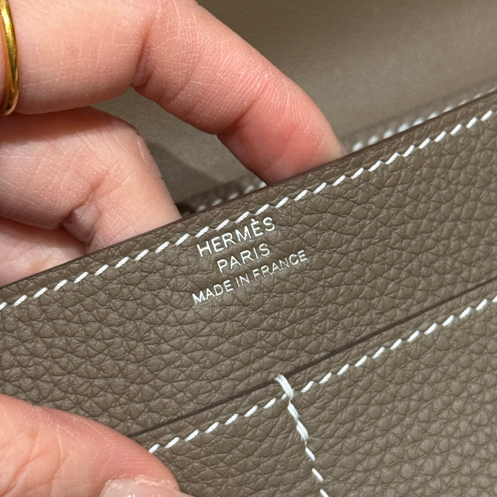 에르메스 도곤 장지갑 토고