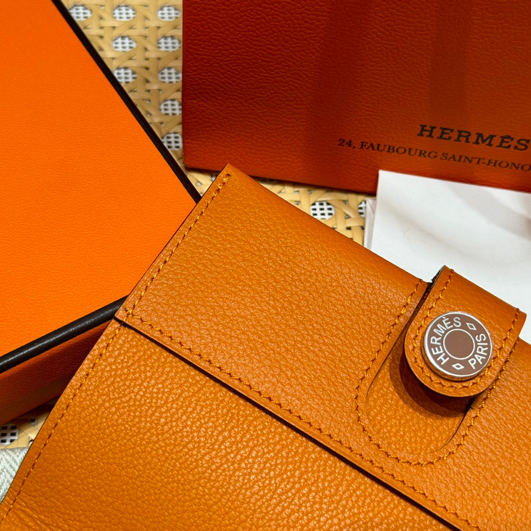 에르메스 RMS 여권 지갑 에버컬러