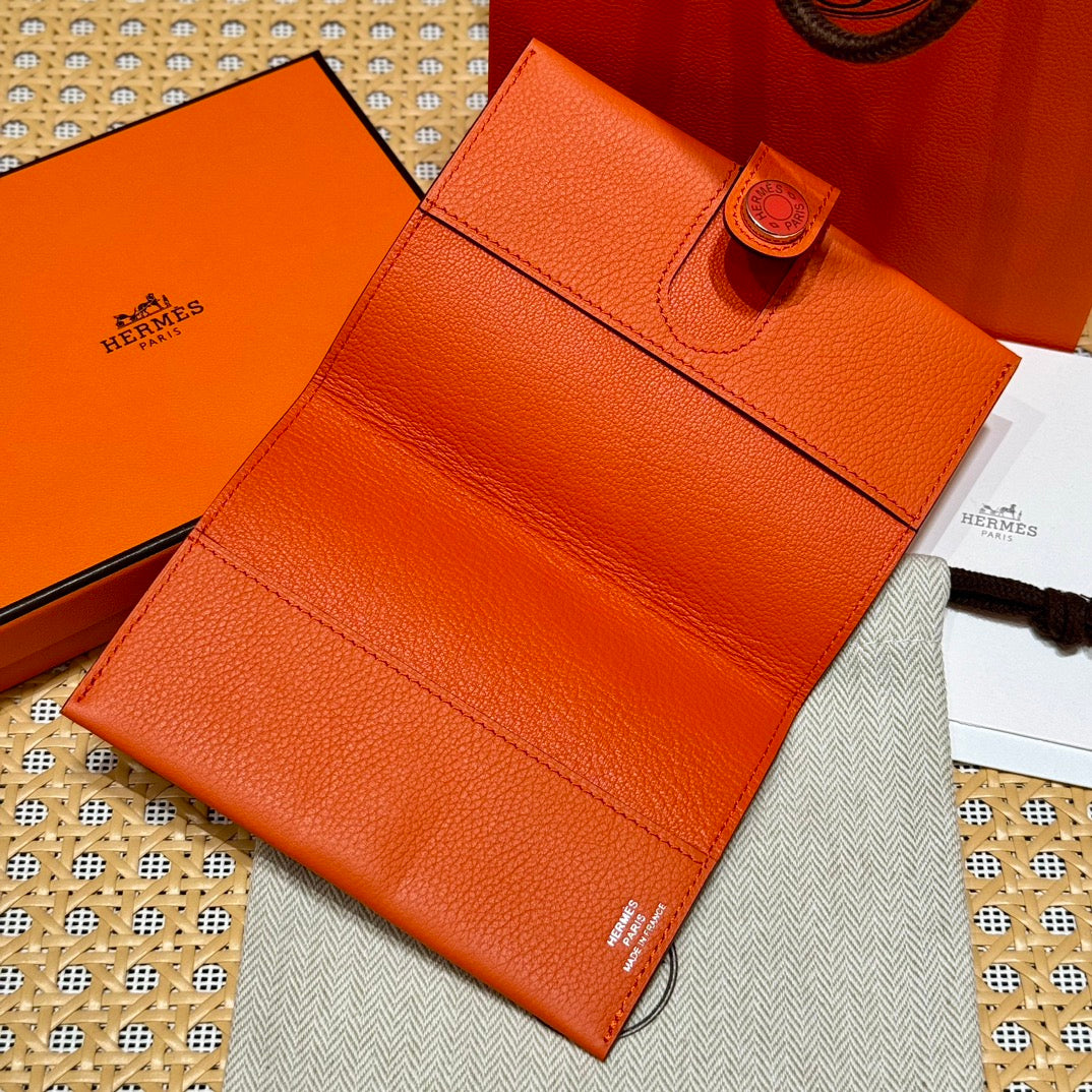 에르메스 RMS 여권 지갑 에버컬러