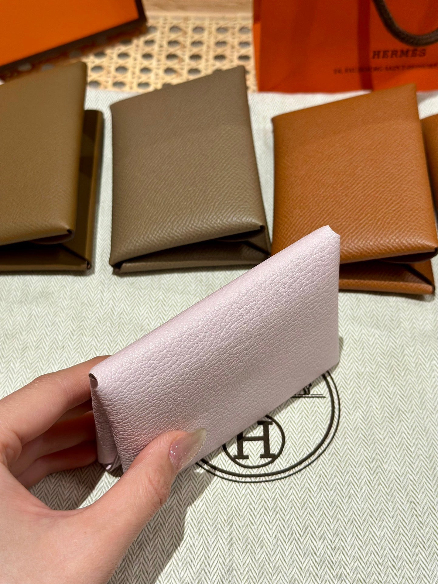 에르메스 칼비 듀오 카드지갑 미조레