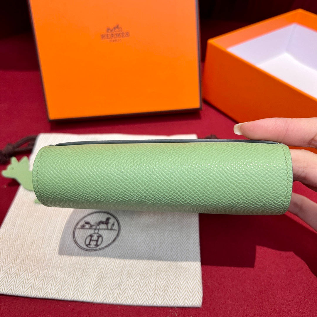 에르메스 콘스탄스 컴팩트 반지갑 앱송
