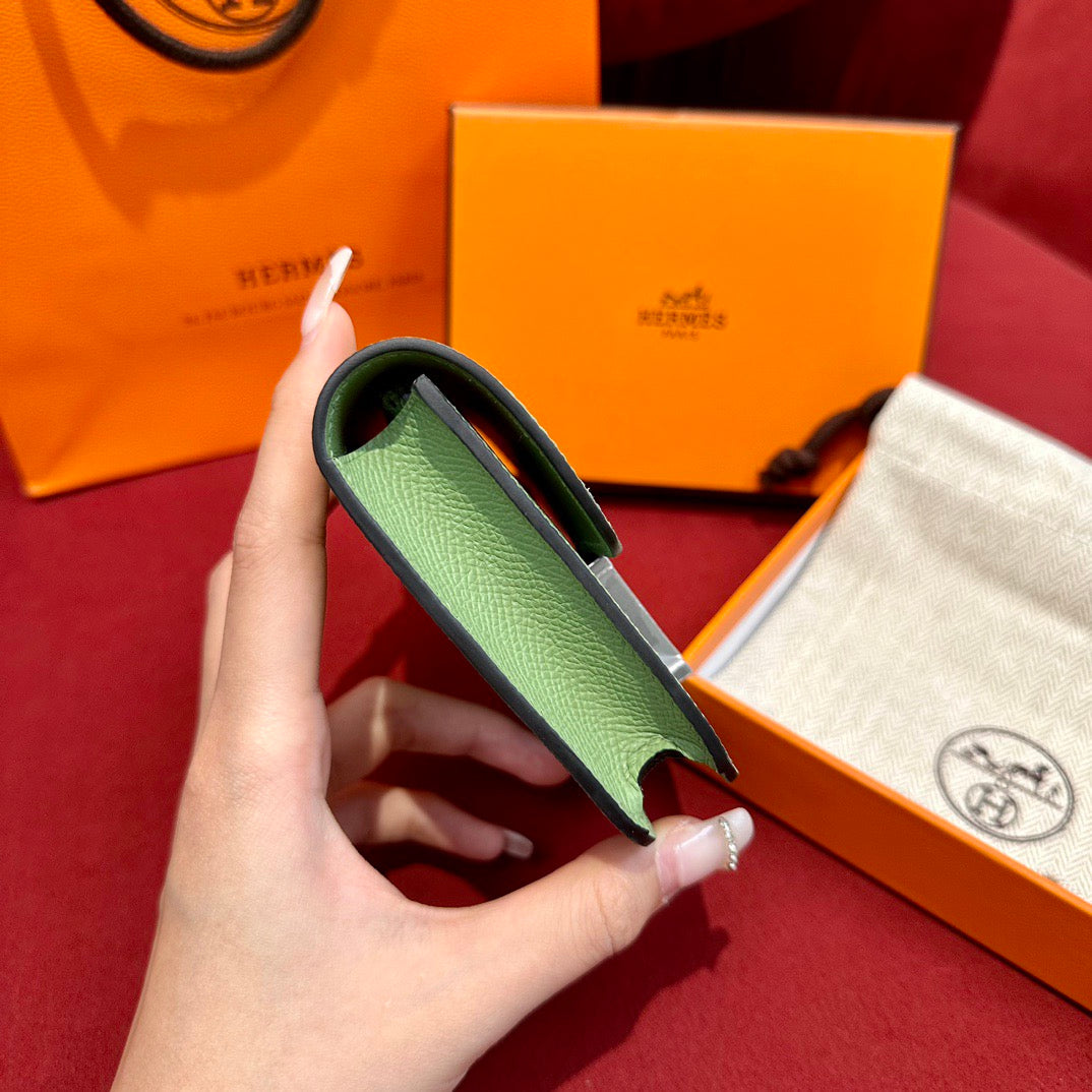에르메스 콘스탄스 슬림 지갑 앱송