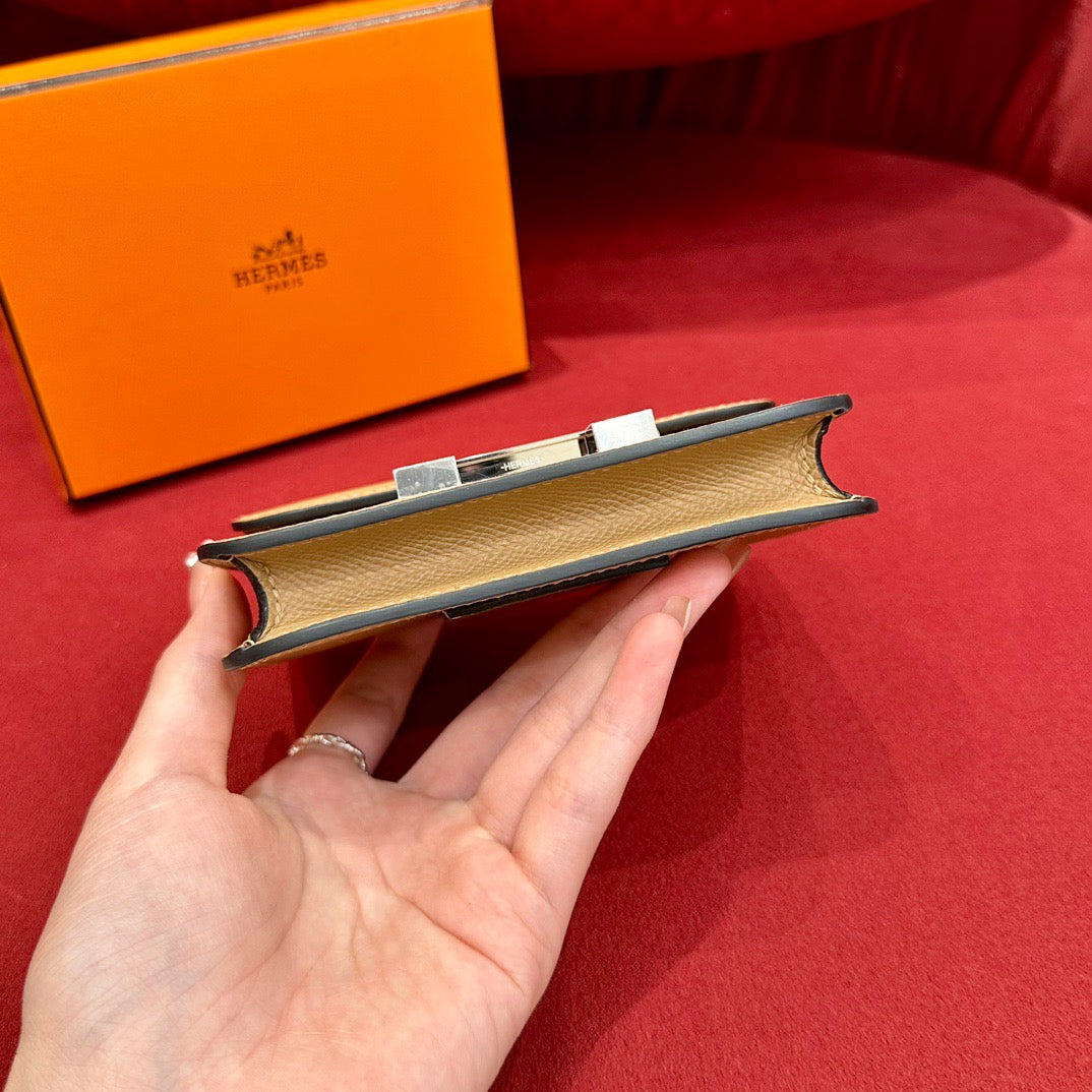 에르메스 콘스탄스 슬림 지갑 앱송