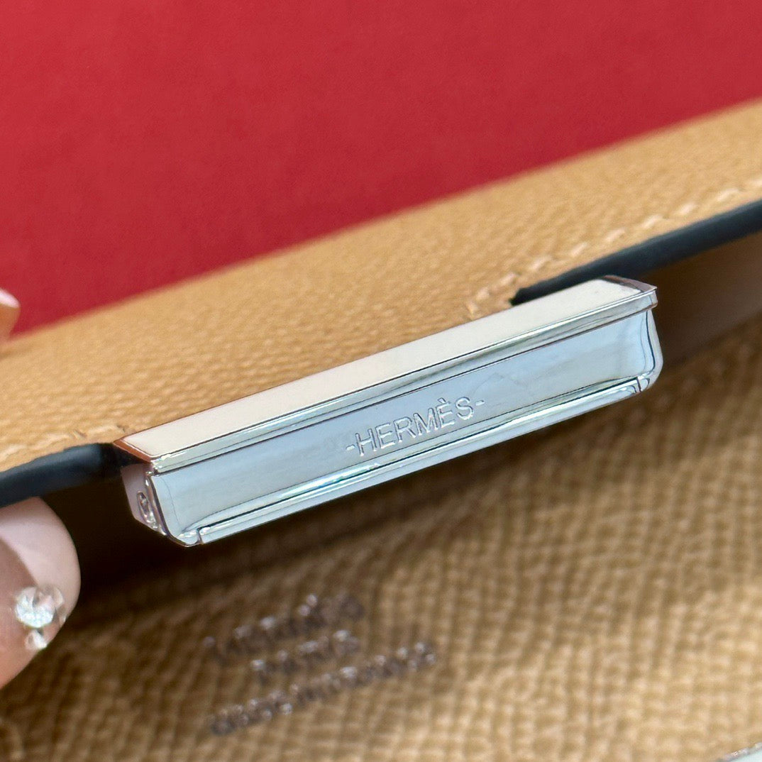 에르메스 콘스탄스 슬림 지갑 앱송