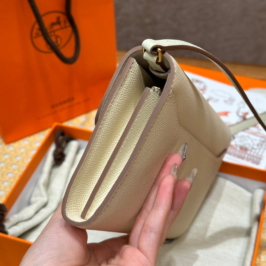 에르메스 콘스탄스 투고 앱송