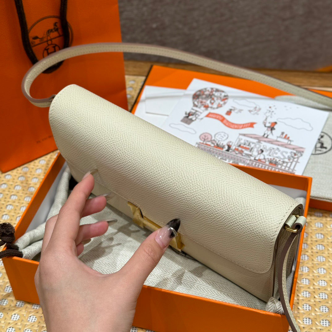 에르메스 콘스탄스 투고 앱송