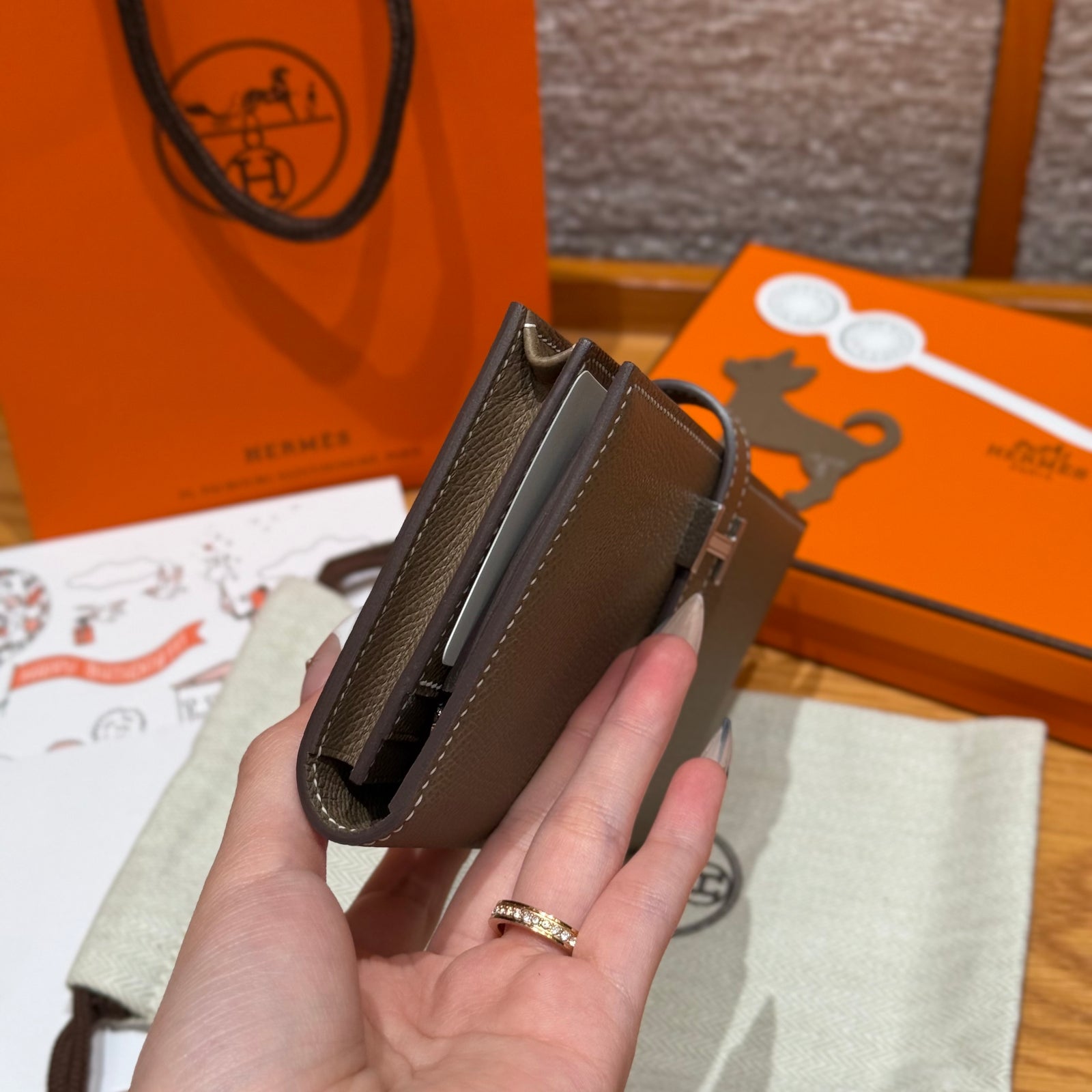 에르메스 베안 장지갑 앱송 (에토프)