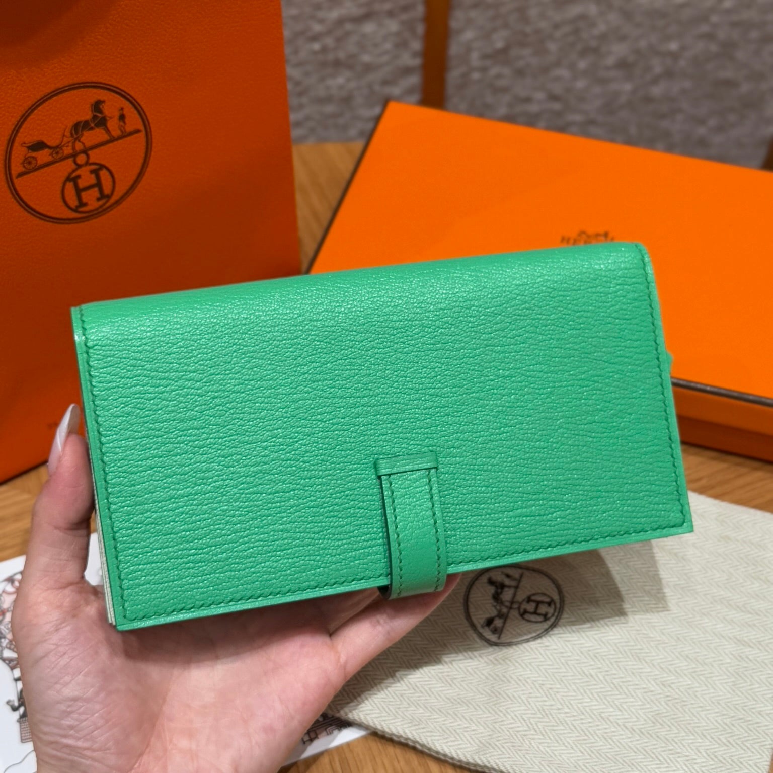 에르메스 베안 장지갑 미조레