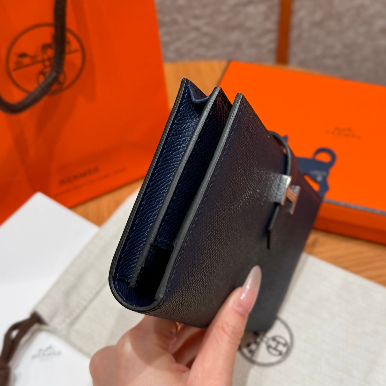 에르메스 베안 장지갑 앱송 (블루늬)