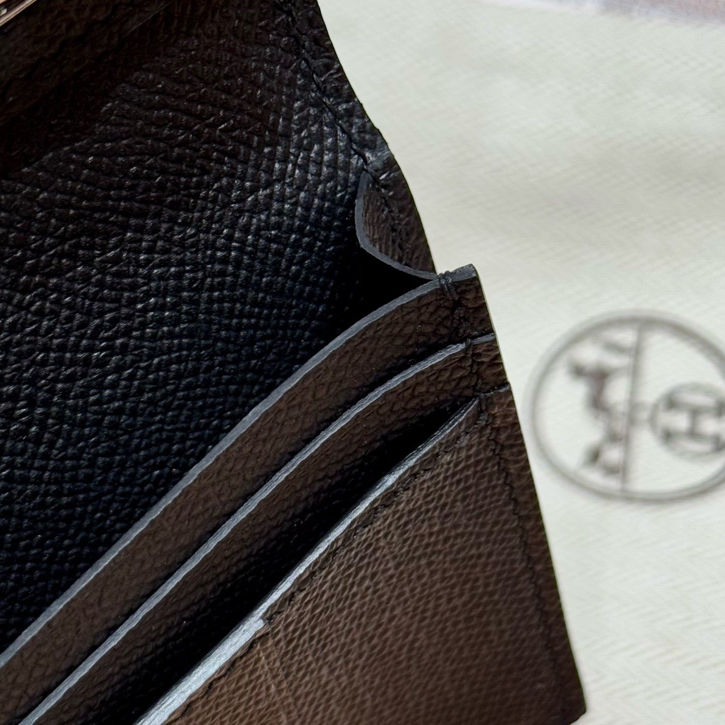 에르메스 베안 장지갑 터치