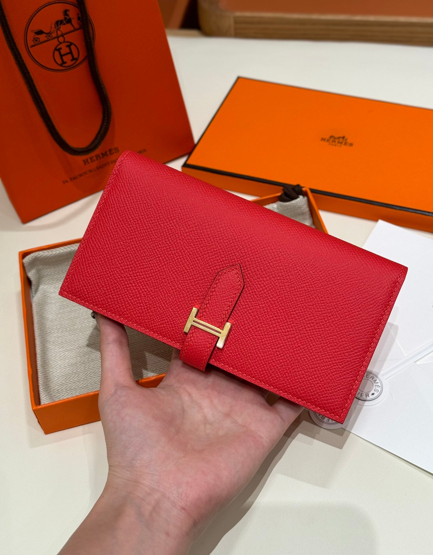 에르메스 베안 장지갑 앱송 (부겐빌리에)