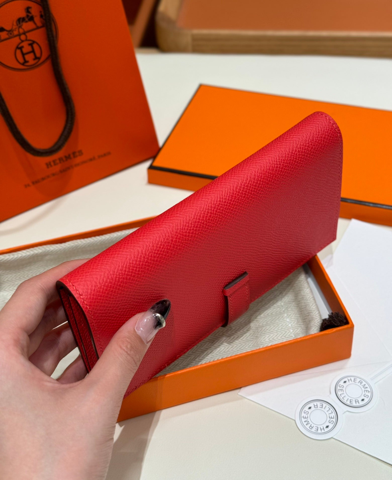 에르메스 베안 장지갑 앱송 (부겐빌리에)