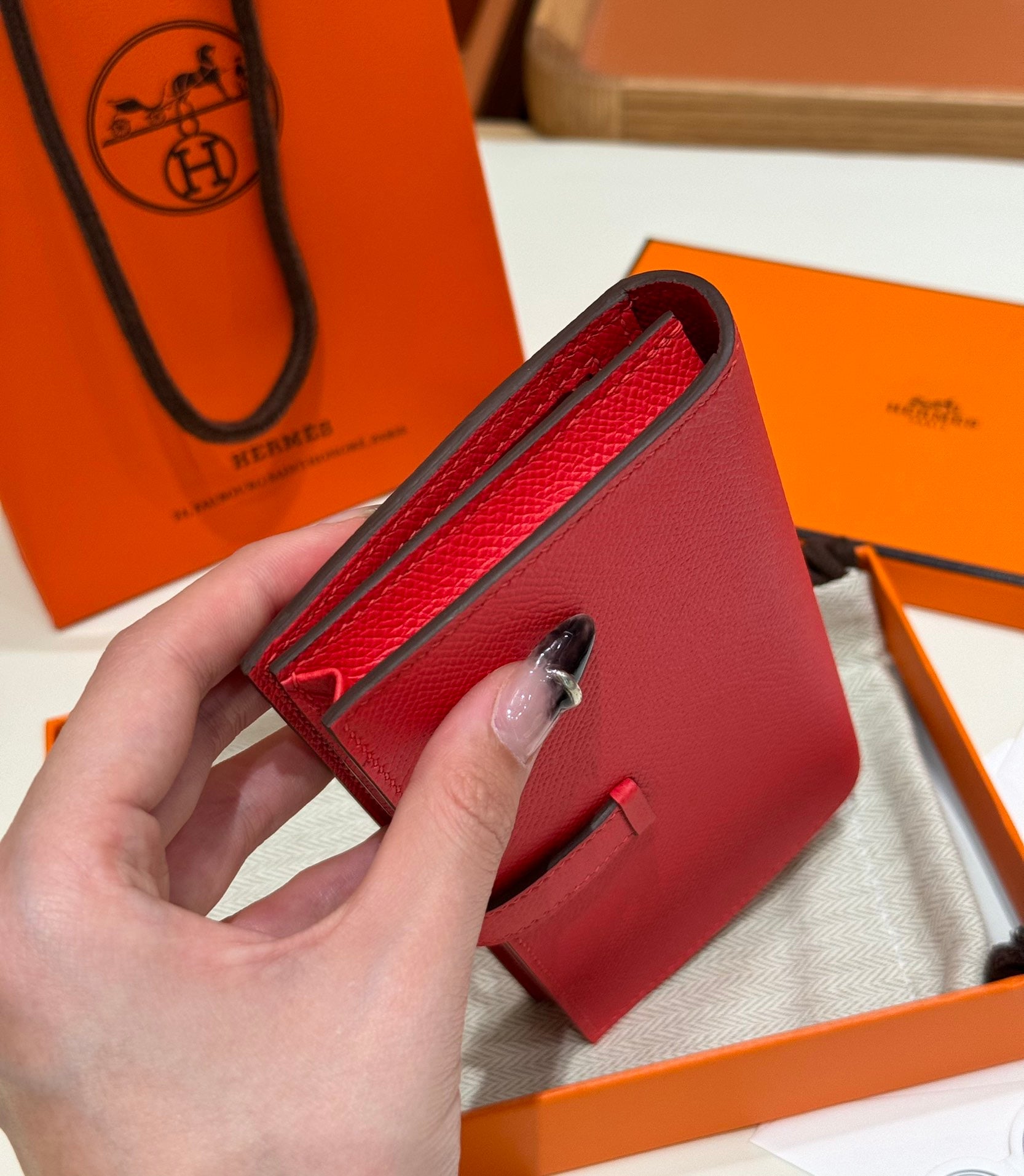 에르메스 베안 장지갑 앱송 (부겐빌리에)