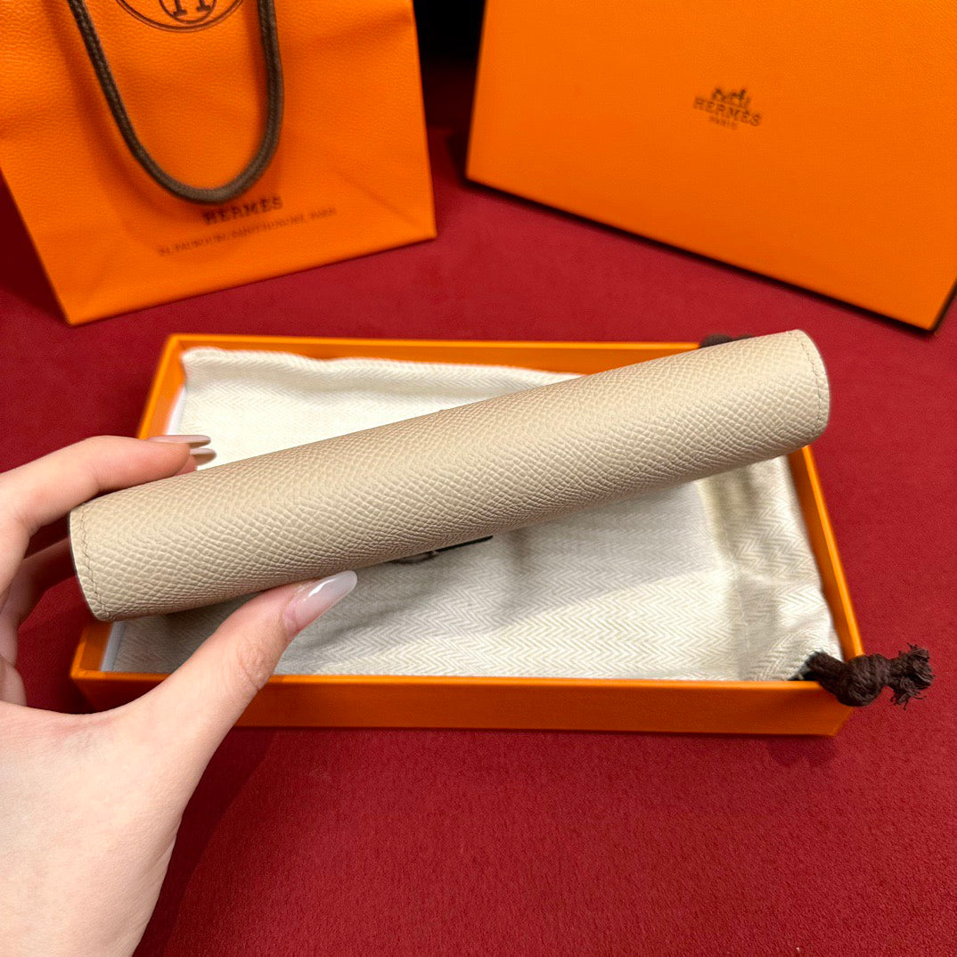 에르메스 베안 장지갑 앱송 (나타)