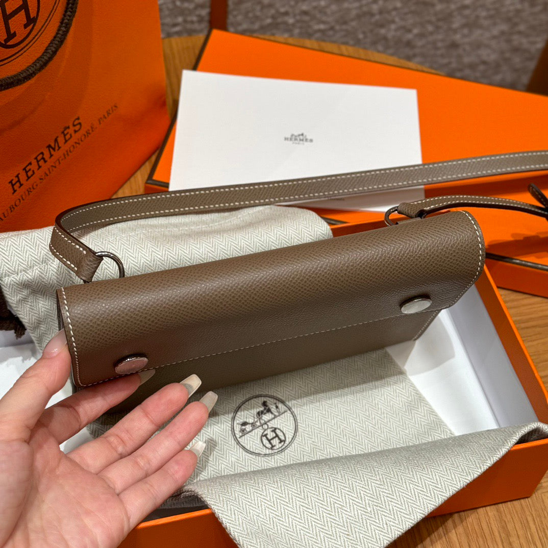 에르메스 H 스냅 장지갑 앱송