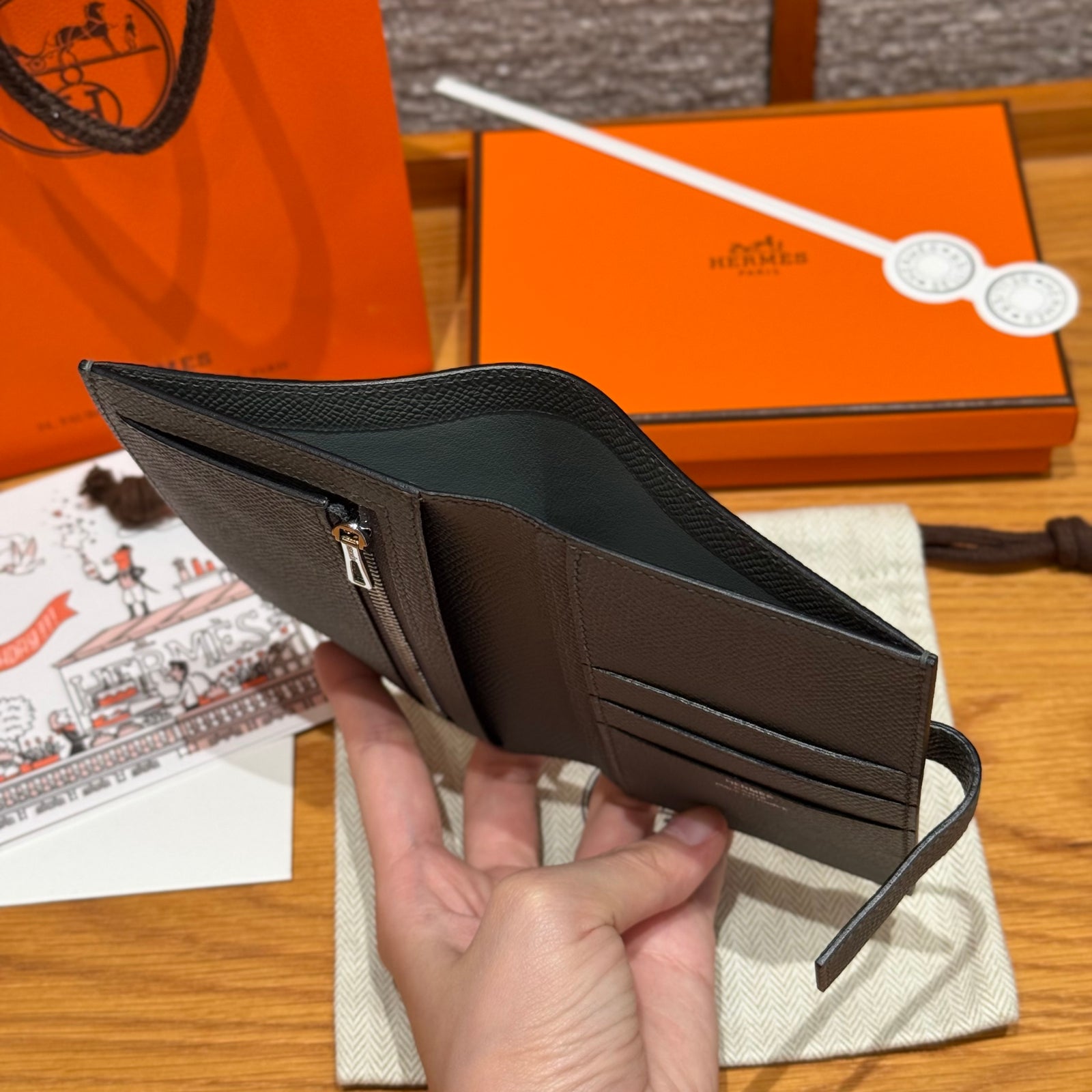 에르메스 H 파상트 반지갑 앱송