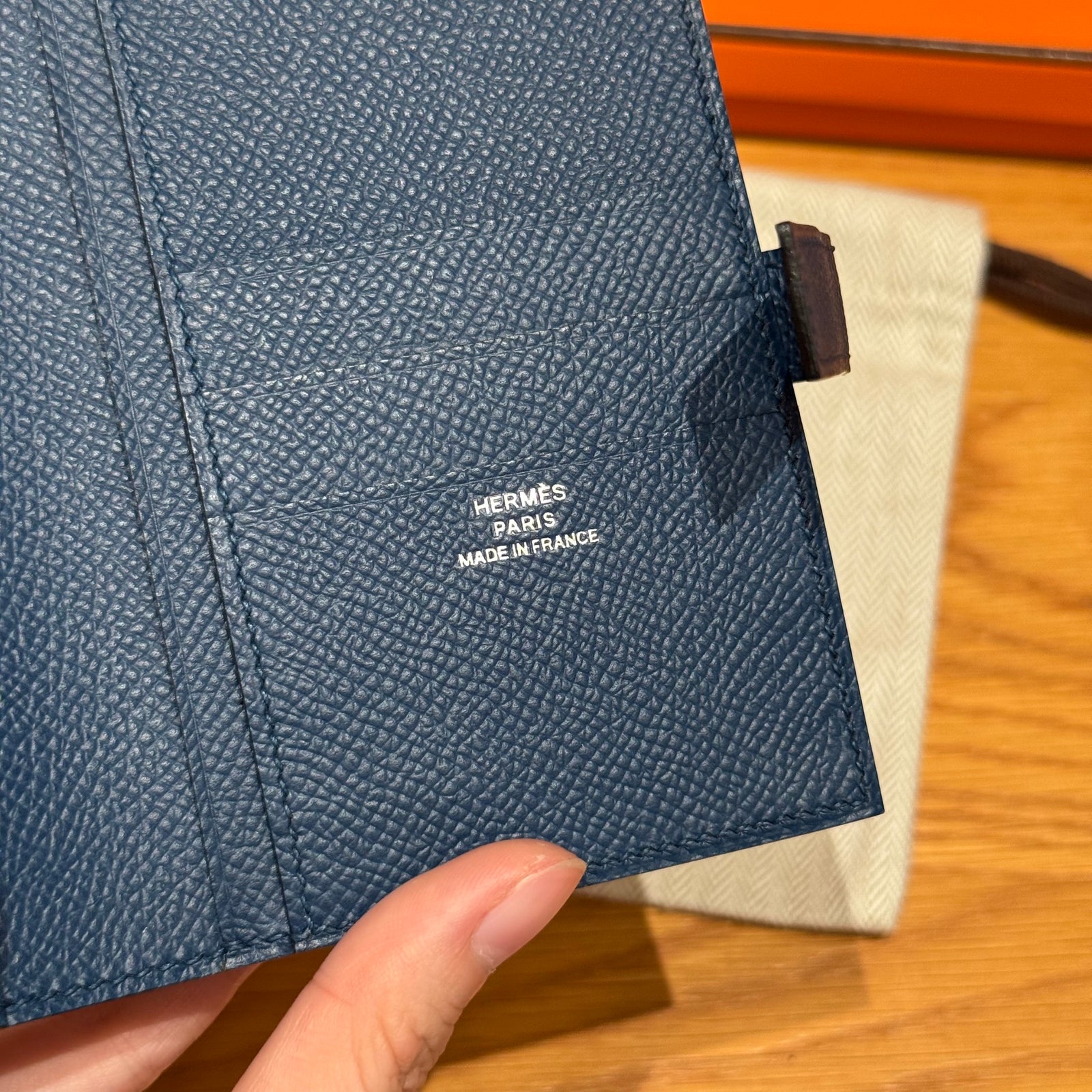 에르메스 H 파상트 반지갑 앱송