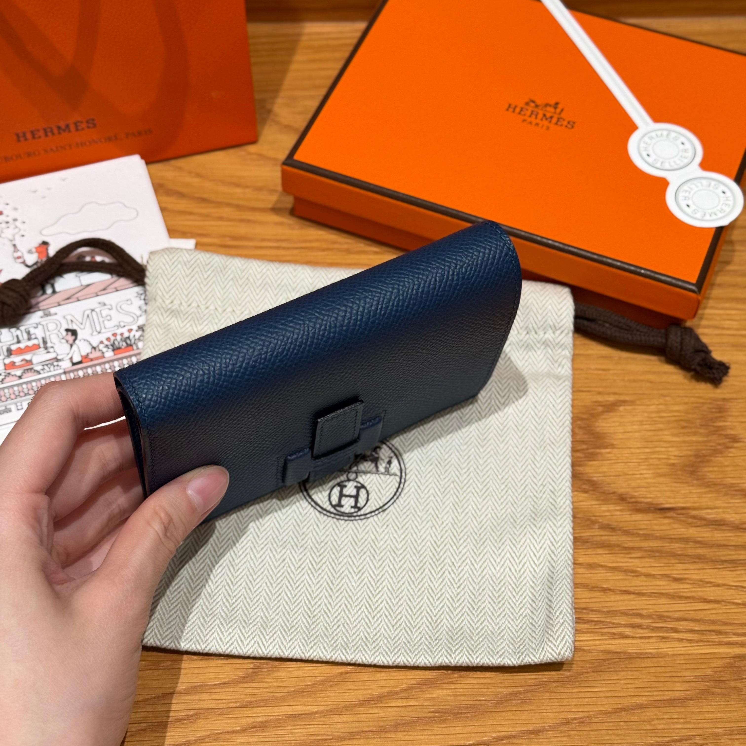 에르메스 H 파상트 반지갑 앱송