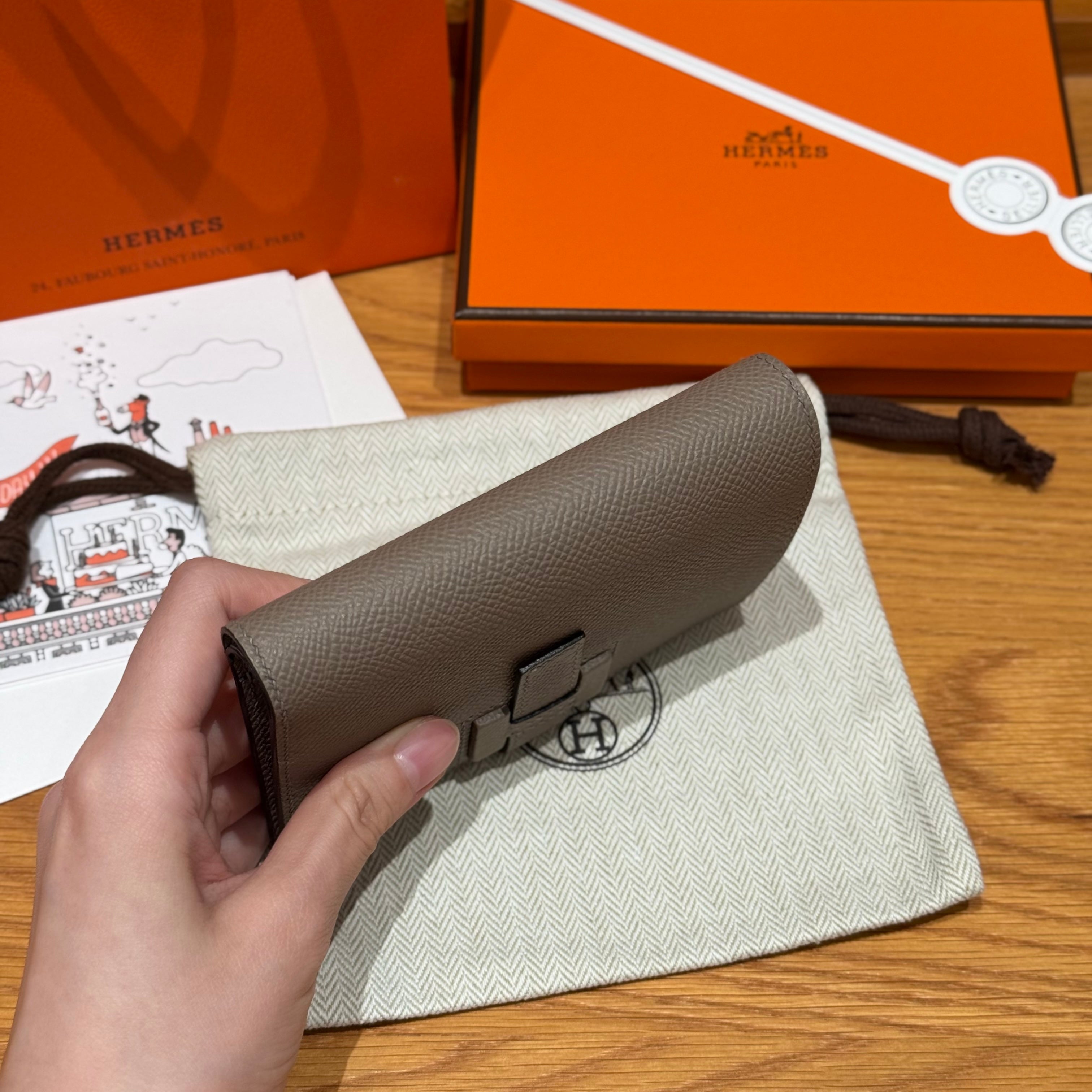 에르메스 H 파상트 반지갑 앱송
