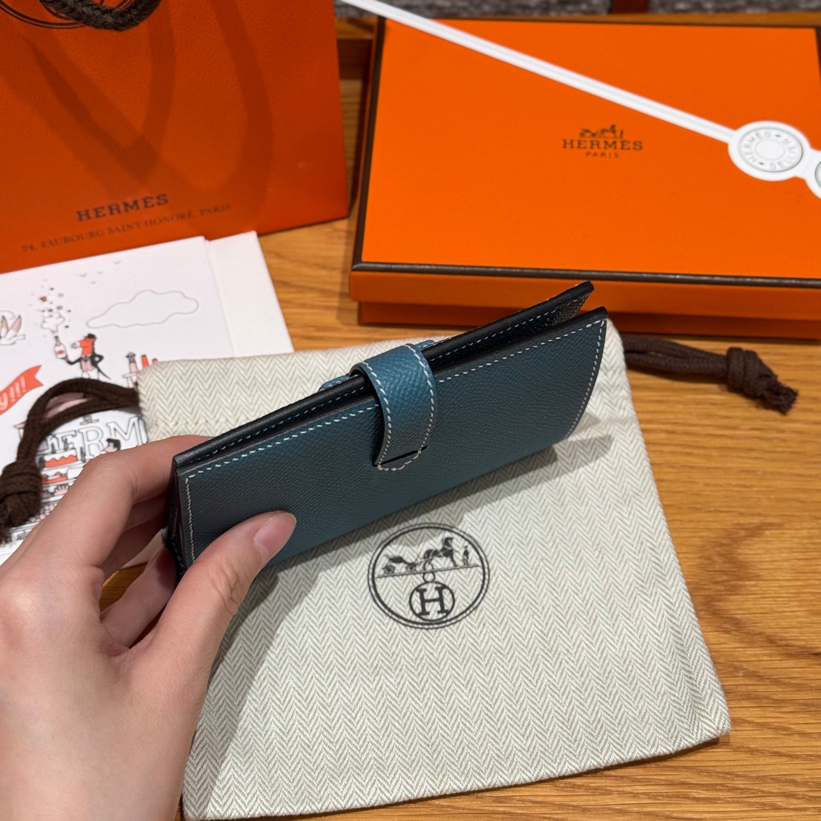 에르메스 H 파상트 반지갑 앱송