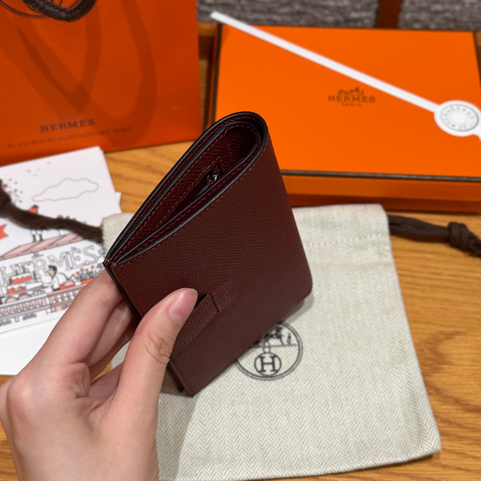 에르메스 H 파상트 반지갑 앱송