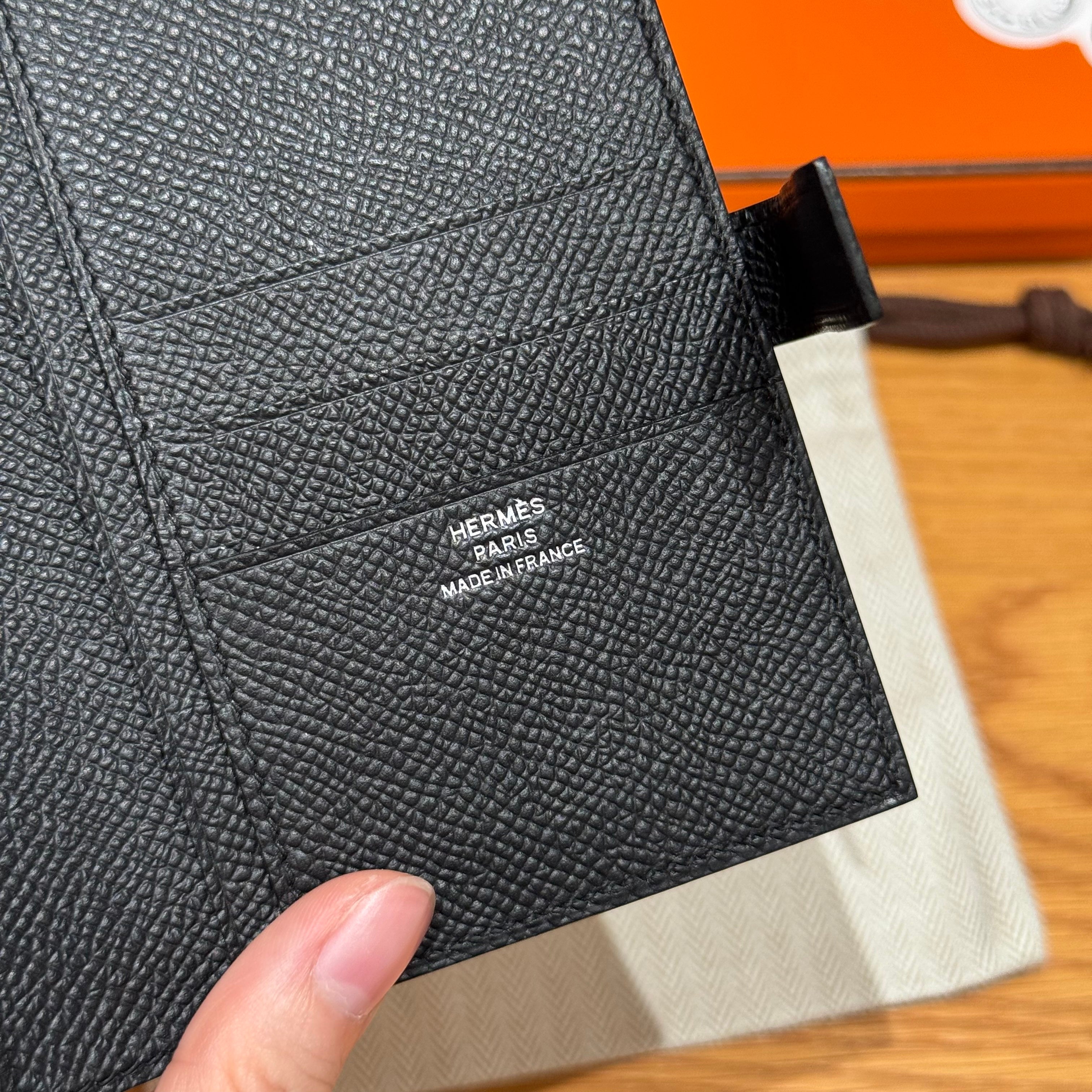 에르메스 H 파상트 반지갑 앱송