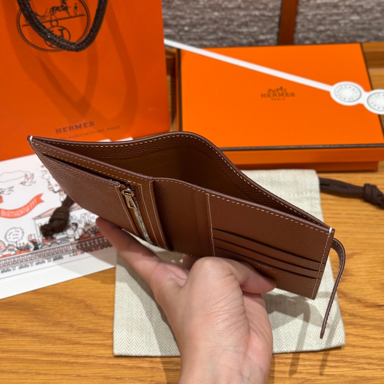 에르메스 H 파상트 반지갑 앱송