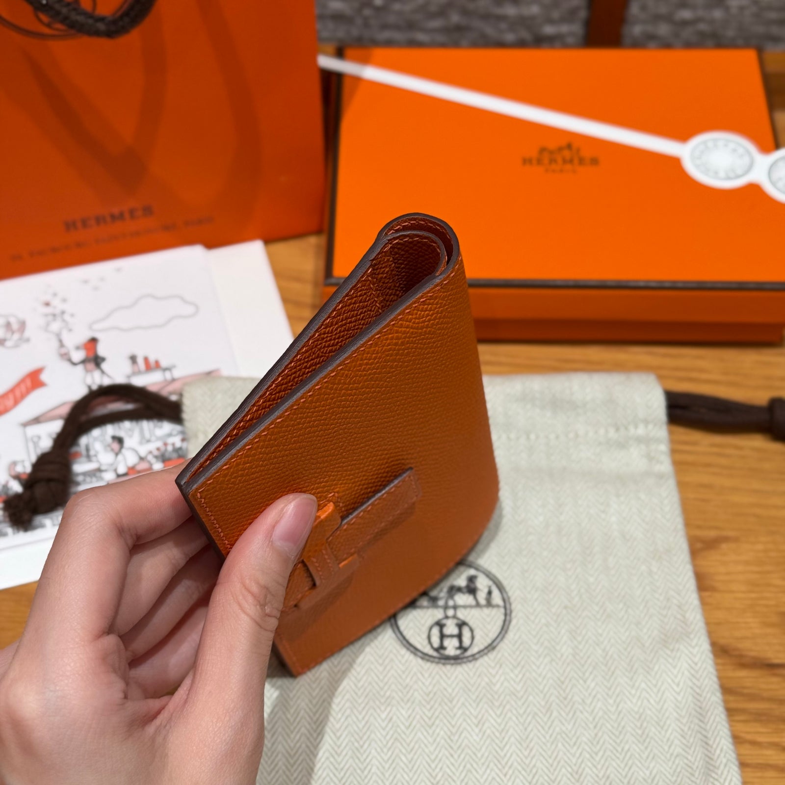 에르메스 H 파상트 반지갑 앱송