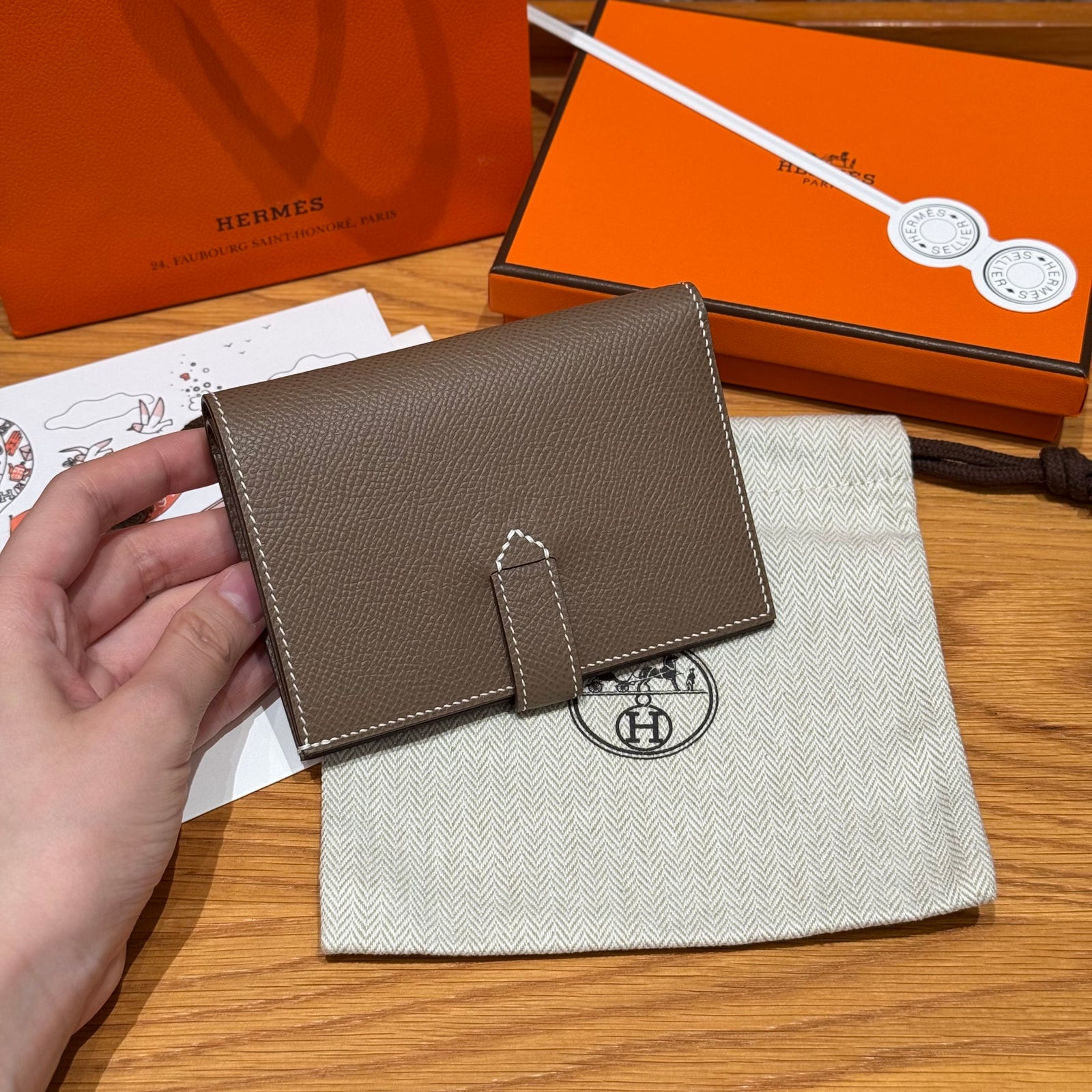 에르메스 H 파상트 반지갑 앱송