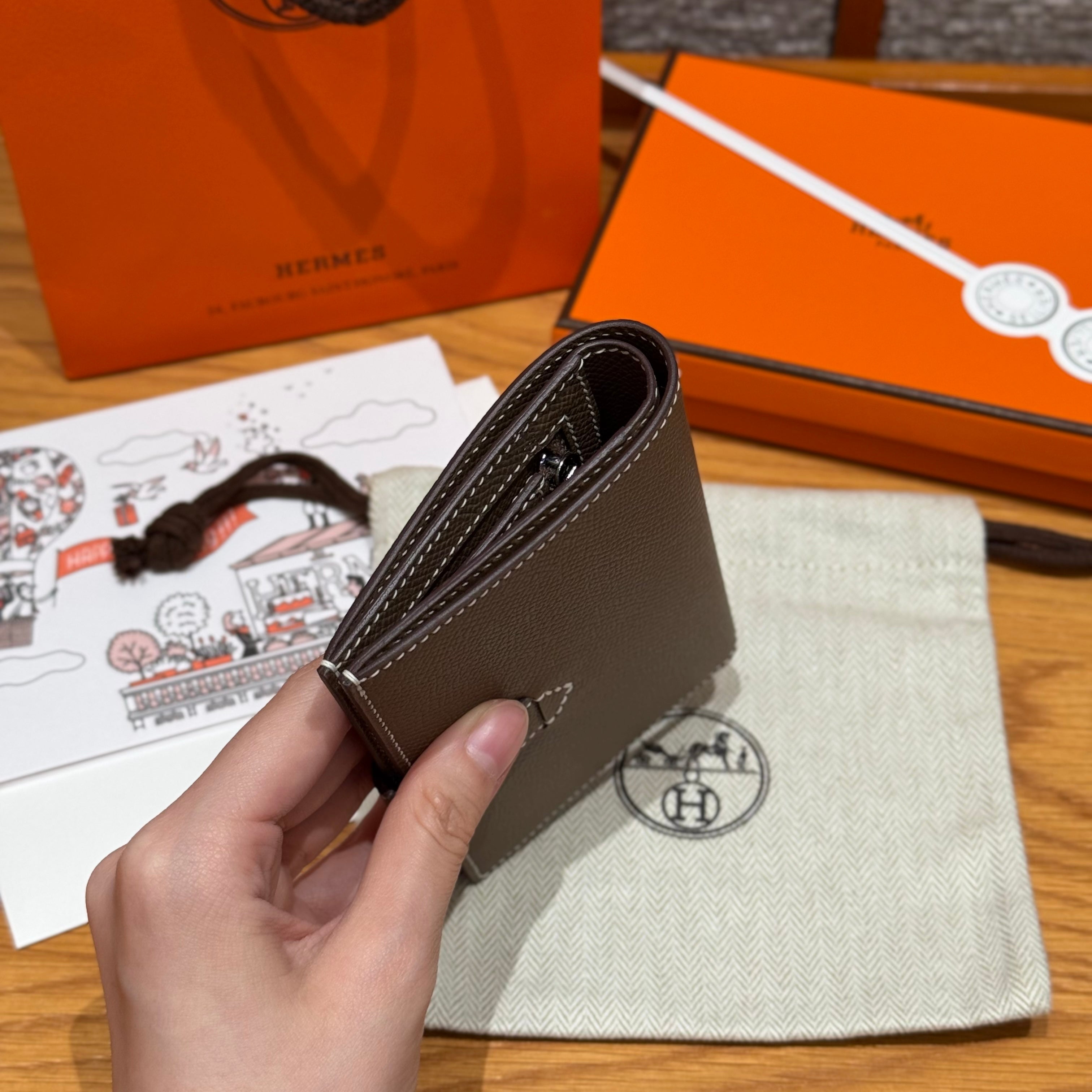에르메스 H 파상트 반지갑 앱송