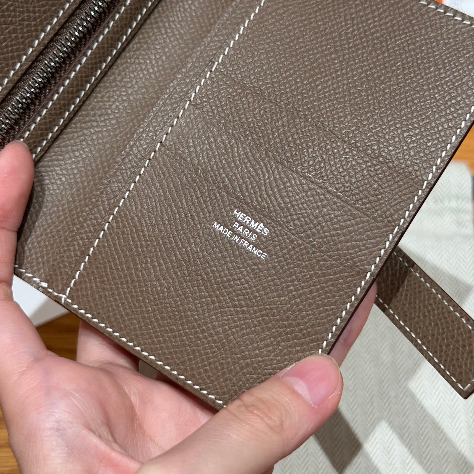 에르메스 H 파상트 반지갑 앱송