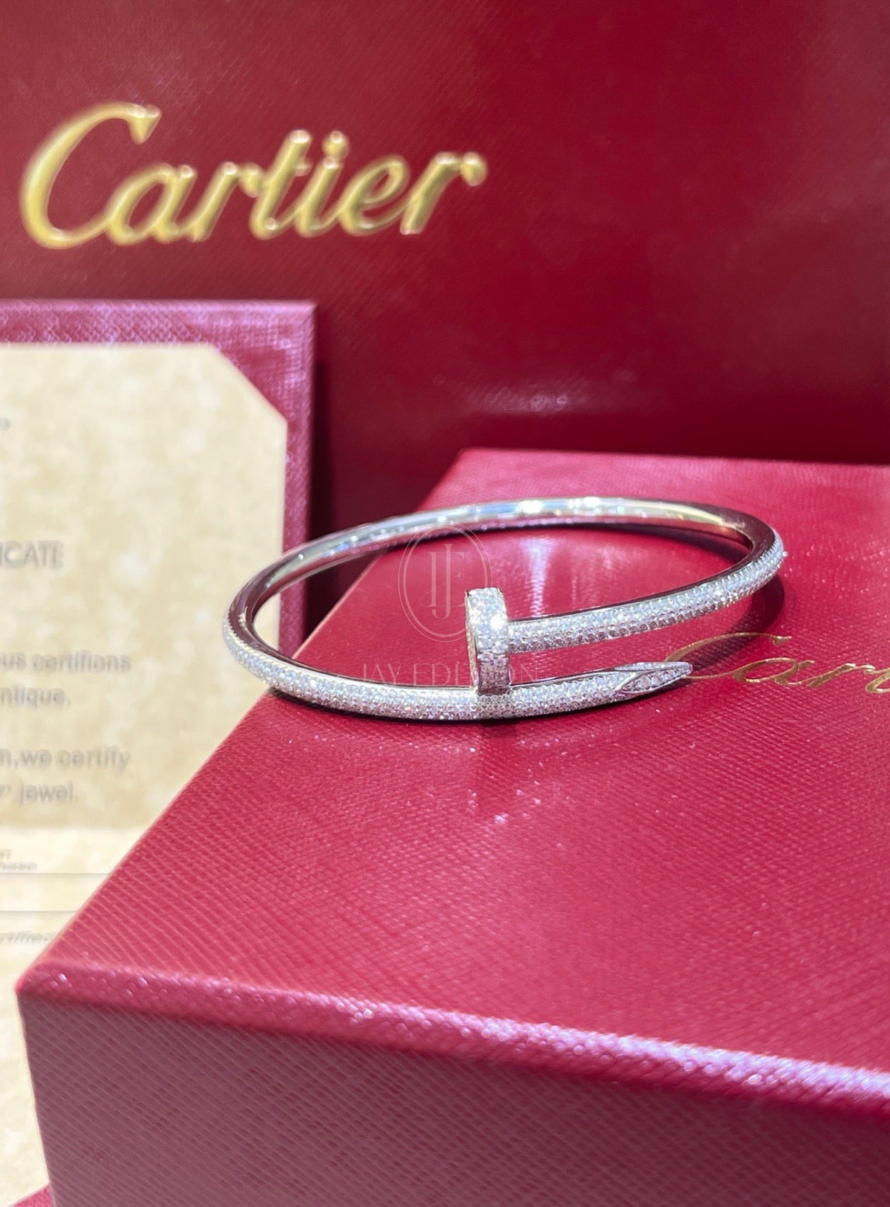 까르띠에 앵끌루 브레이슬릿 클래식 (18K)