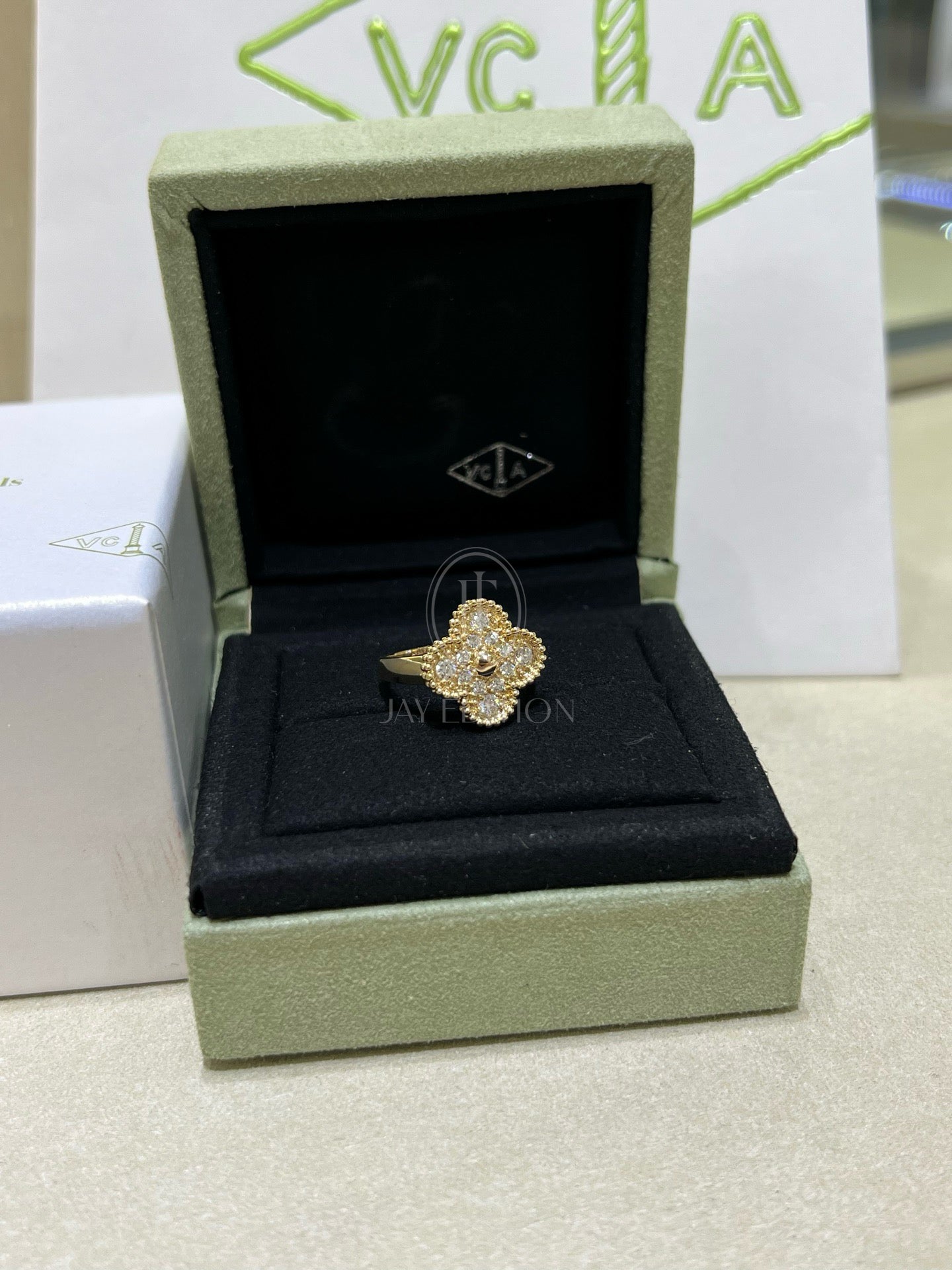 반클리프 빈티지 다이아 알함브라 링 (18K)