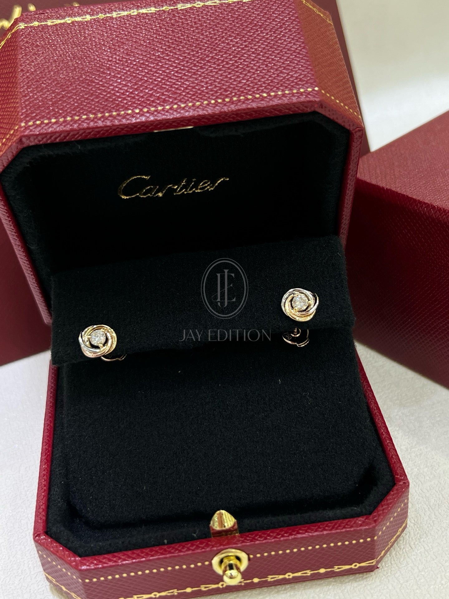 까르띠에 트리니티 스터드 이어링 (18K)