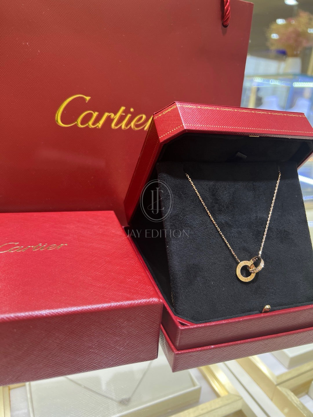 까르띠에 LOVE 팬던트 네크리스 (18K)