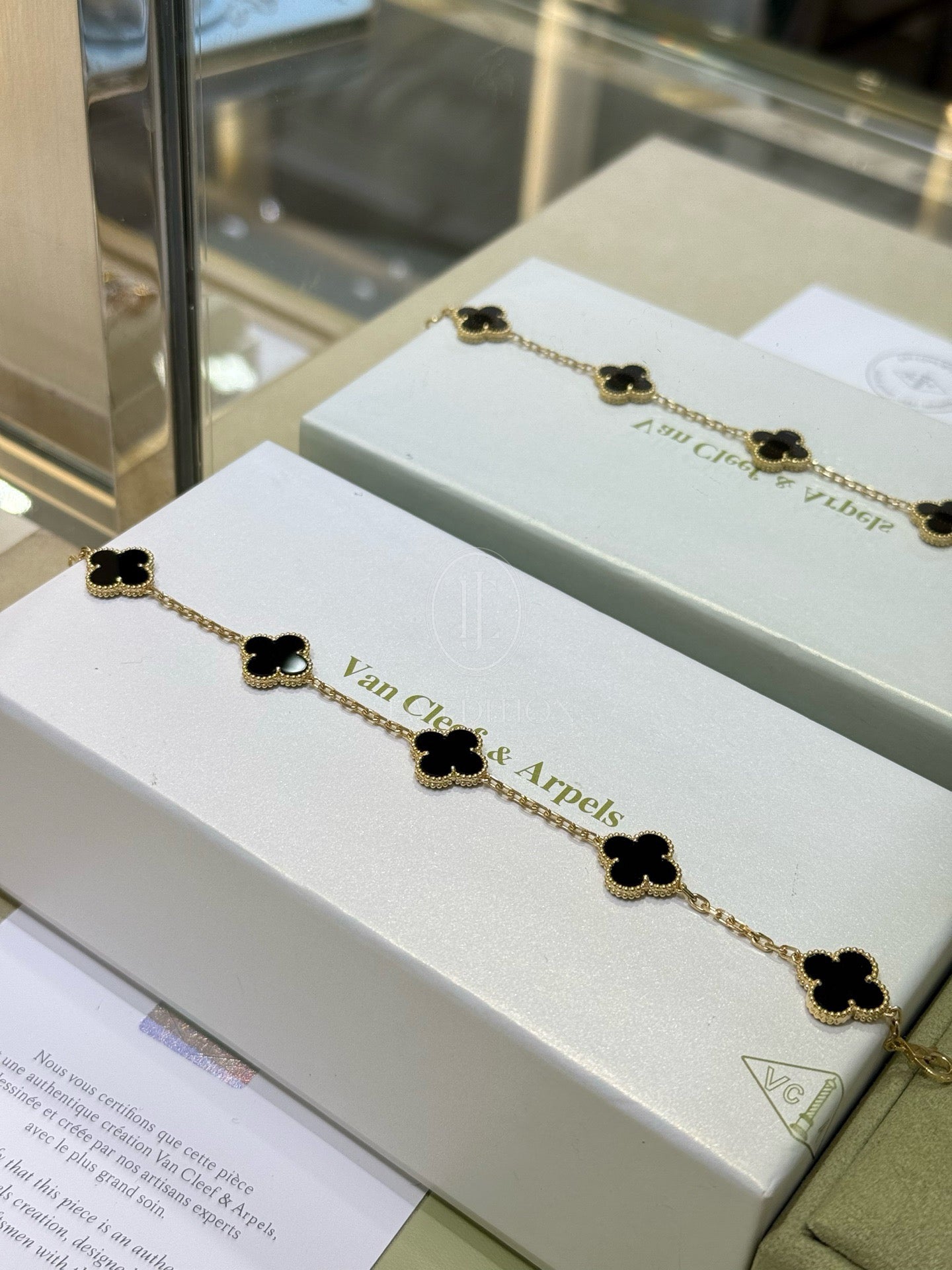 반클리프 빈티지 브레이슬릿 (18K)