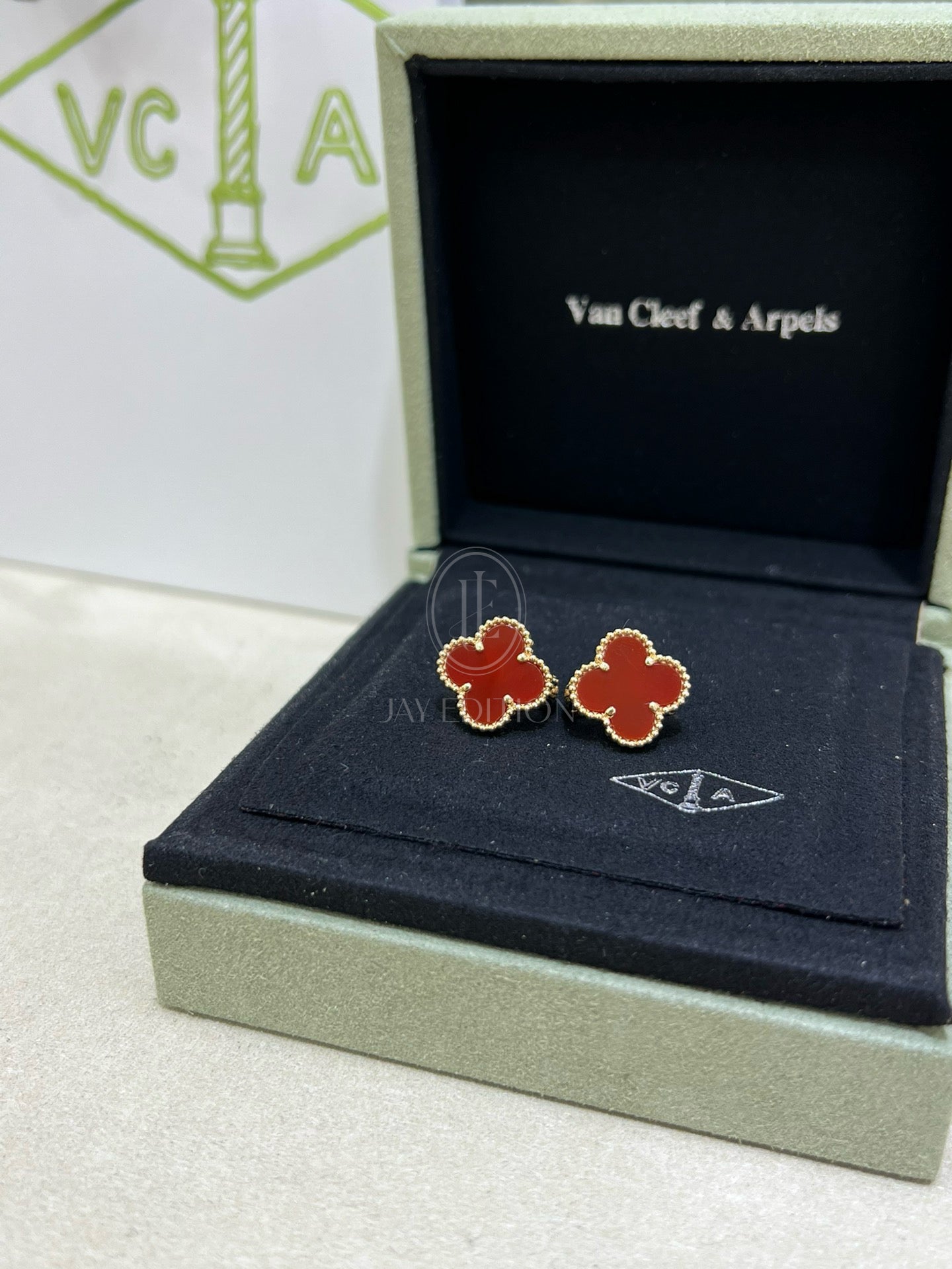 반클리프 빈티지 알함브라 이어링 (18K)