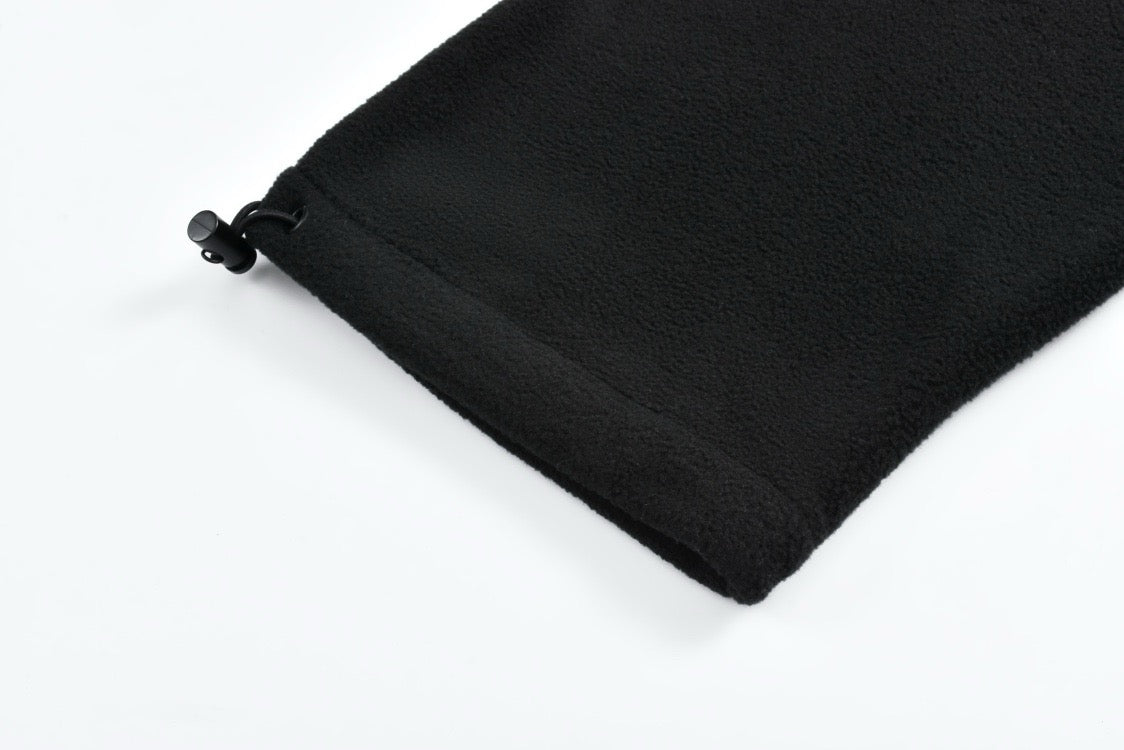 미우미우 플리스 스웨트셔츠