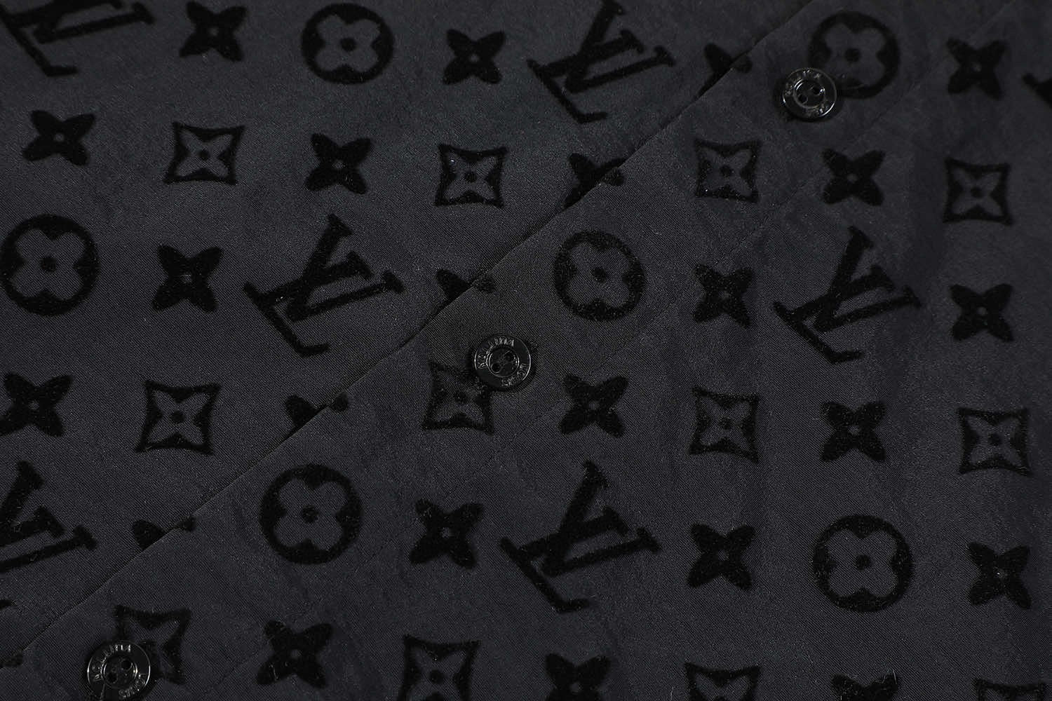 루이비통 모노그램 플록 셔츠