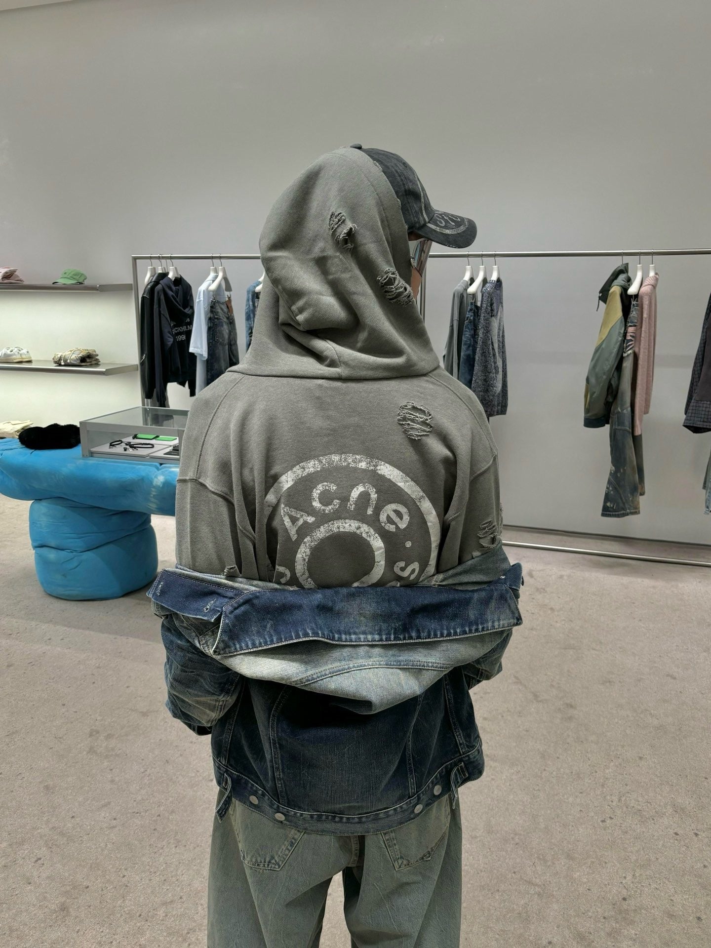 아크네 스튜디오 프린트 플리스 쇼츠