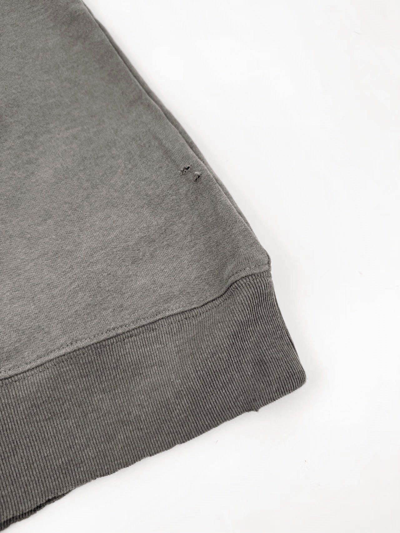 아크네 스튜디오 스웨터 프린트 로고티