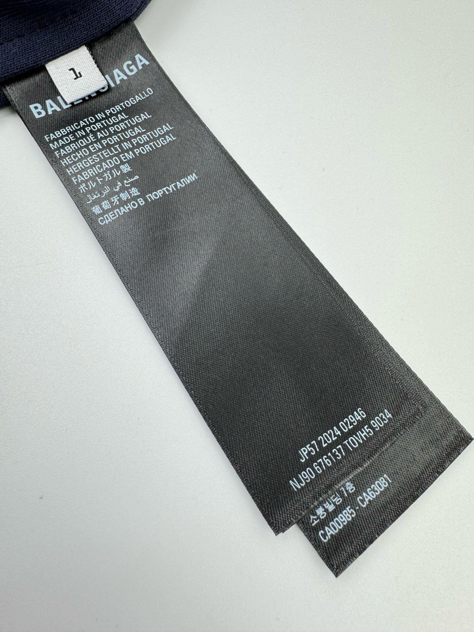 발렌시아가 셔츠