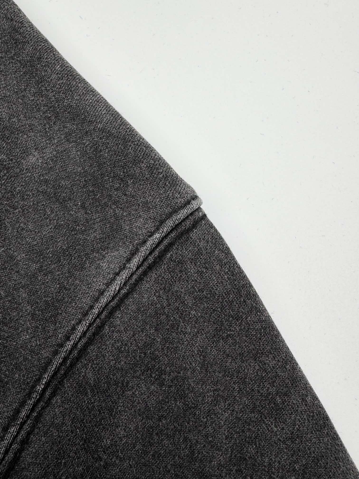 구찌 블랙 자수 저지 맨투맨